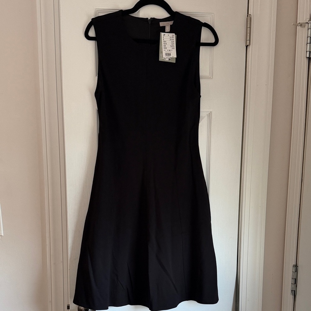 H&M Classic Black Midi Dress